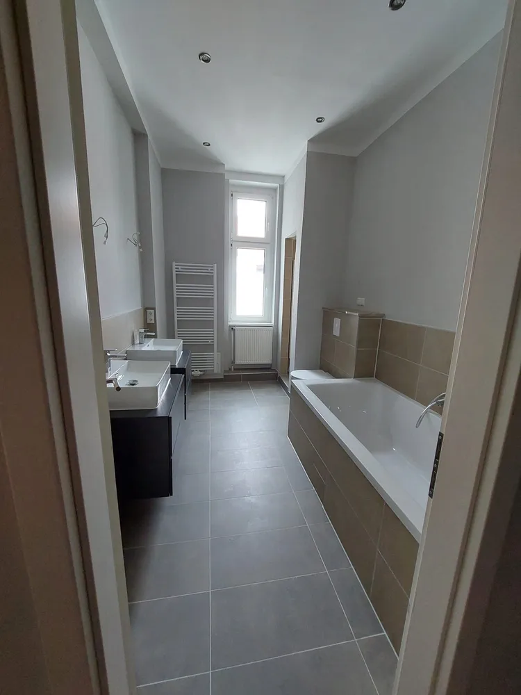 6 Zimmer Wohnung mit 225 m² in Berlin – Bild 8