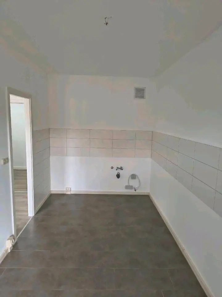 3 Zimmer Wohnung mit 66 m² in Stralsund – Bild 2