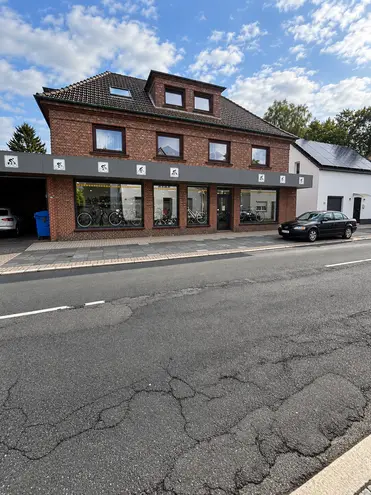 5 Zimmer Wohnung mit 185 m² in Bremen – Bild 2
