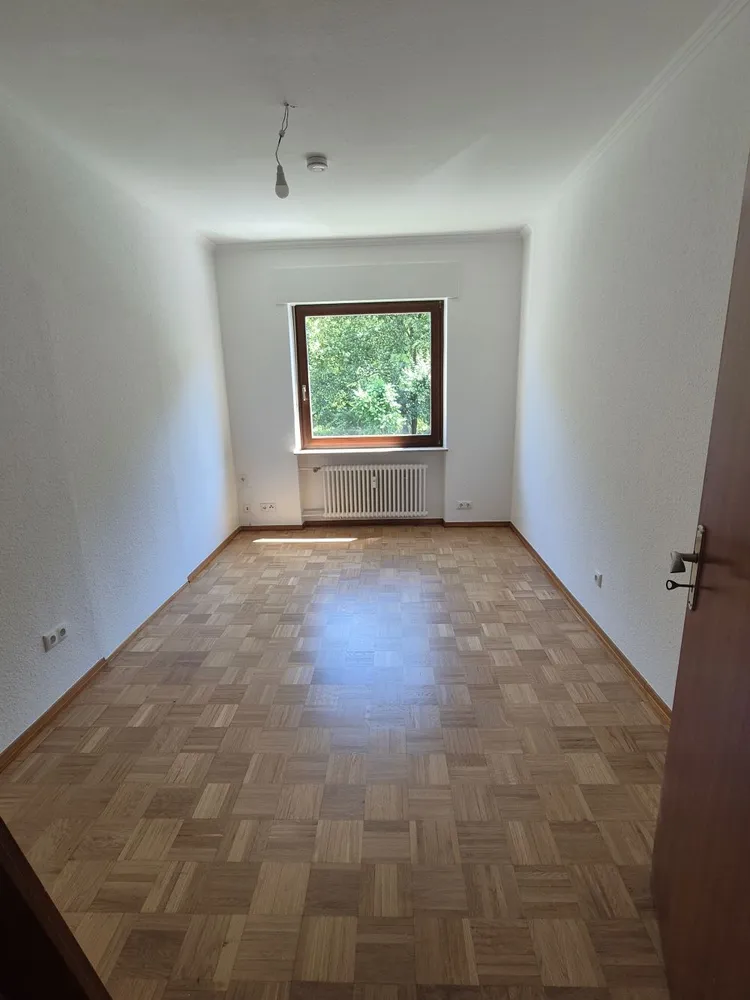 4 Zimmer Wohnung mit 100 m² in Trier – Bild 2