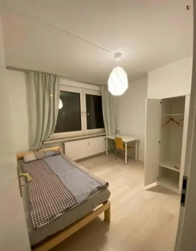 WG-Zimmer mit 15 m² in Bremen – Bild 1
