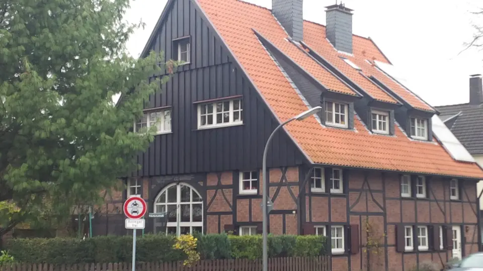 9 Zimmer Wohnung mit 150 m² in Recklinghausen – Bild 4