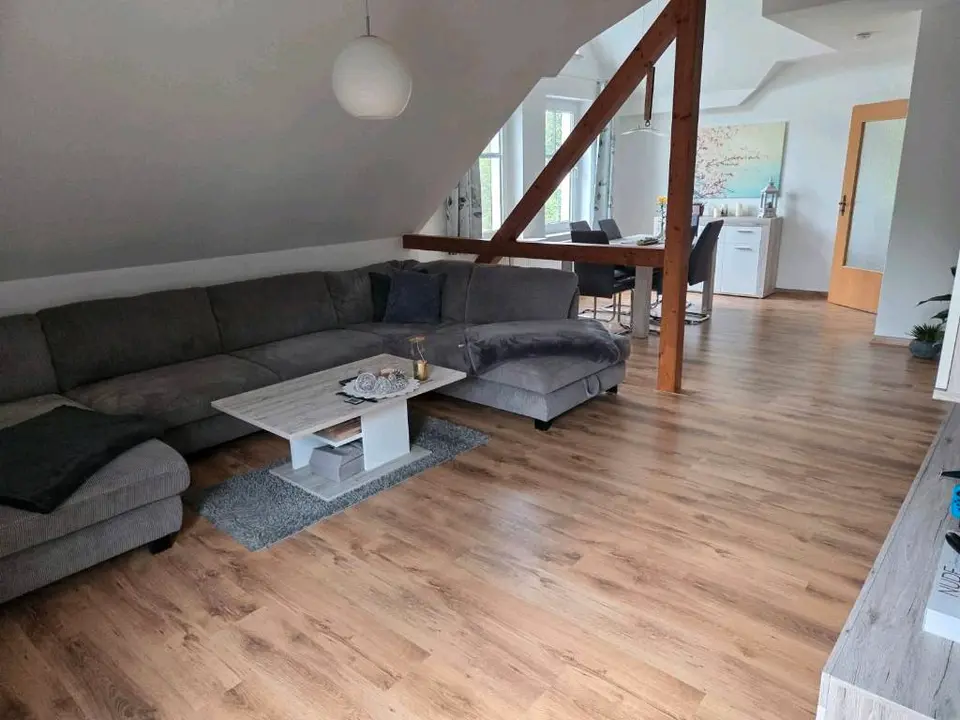 3 Zimmer Wohnung mit 92 m² in Löbau – Bild 1