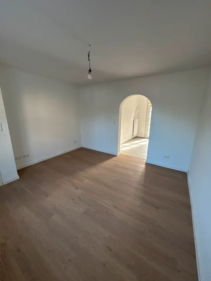 5 Zimmer Haus mit 100 m² in Ludwigshafen – Bild 2