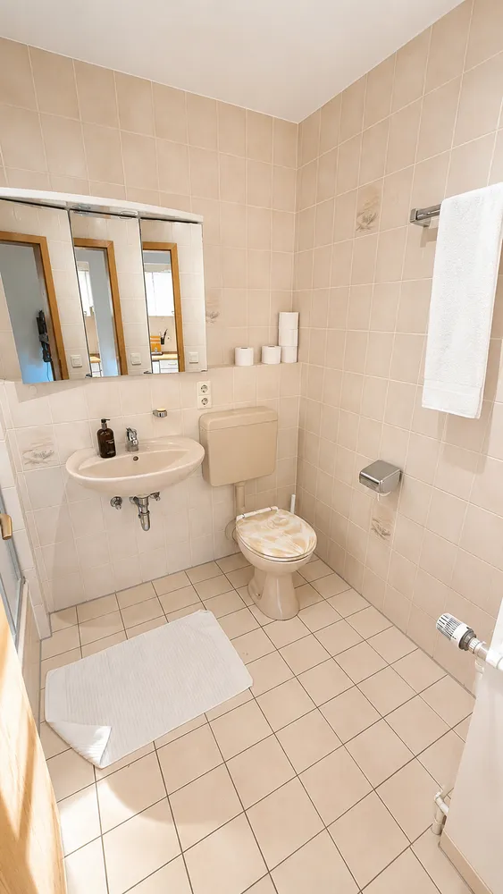 1 Zimmer Wohnung mit 33 m² in Freiburg im Breisgau – Bild 6