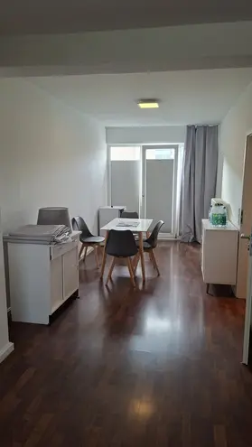 2 Zimmer Wohnung mit 60 m² in Köln – Bild 6