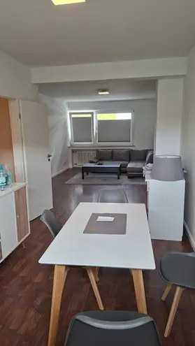 2 Zimmer Wohnung mit 60 m² in Köln – Bild 7