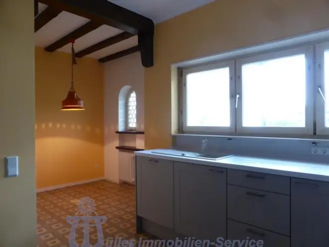 7 Zimmer Haus mit 320 m² in Homburg – Bild 9