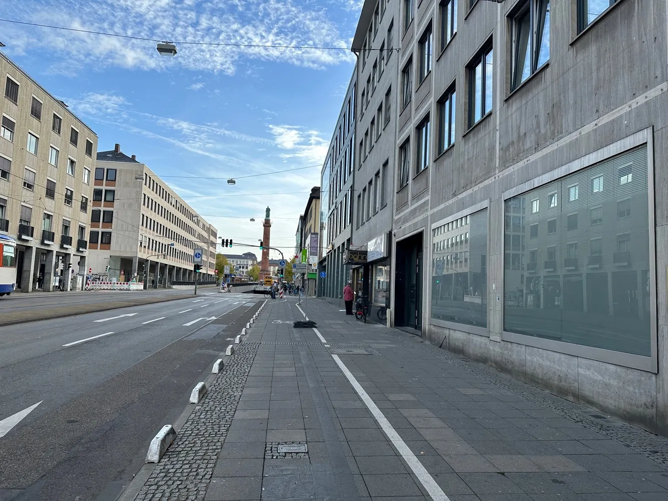 6 Zimmer Wohnung mit 135 m² in Darmstadt – Bild 1
