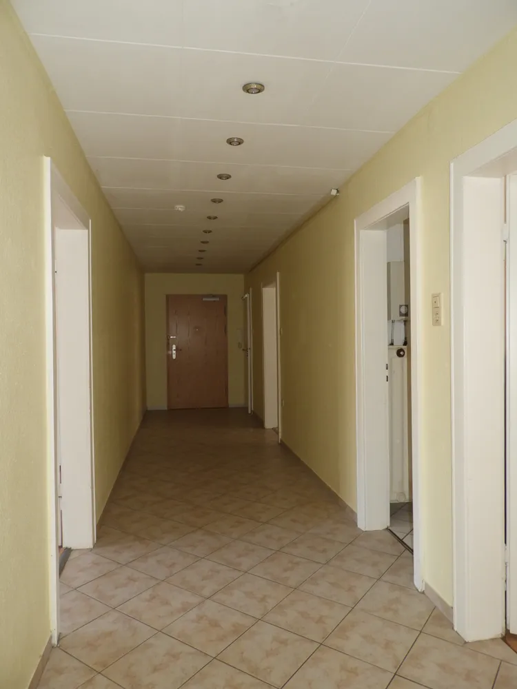 3 Zimmer Wohnung mit 115 m² in Hildesheim – Bild 2