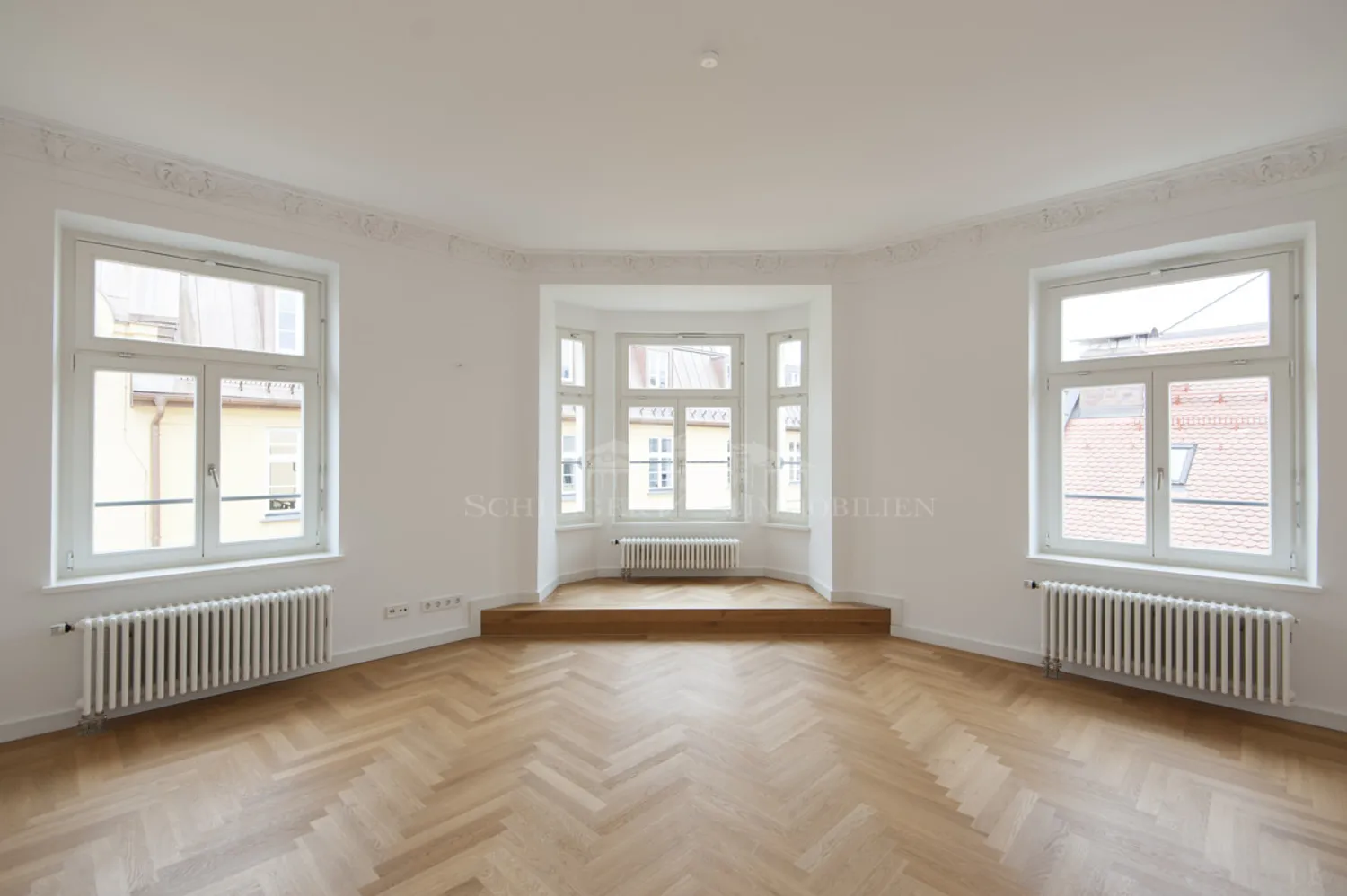 5 Zimmer Wohnung mit 239 m² in München – Bild 10