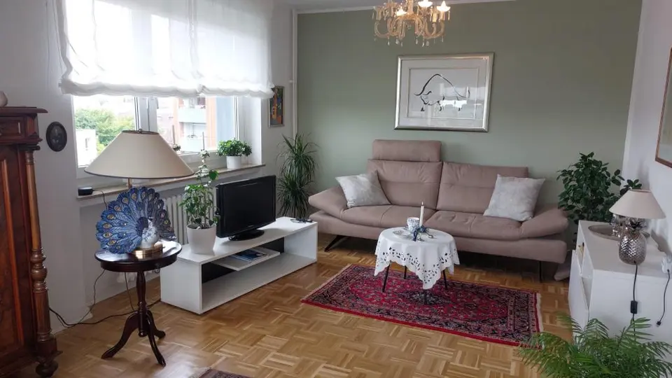 4 Zimmer Wohnung mit 96 m² in Kiel – Bild 1