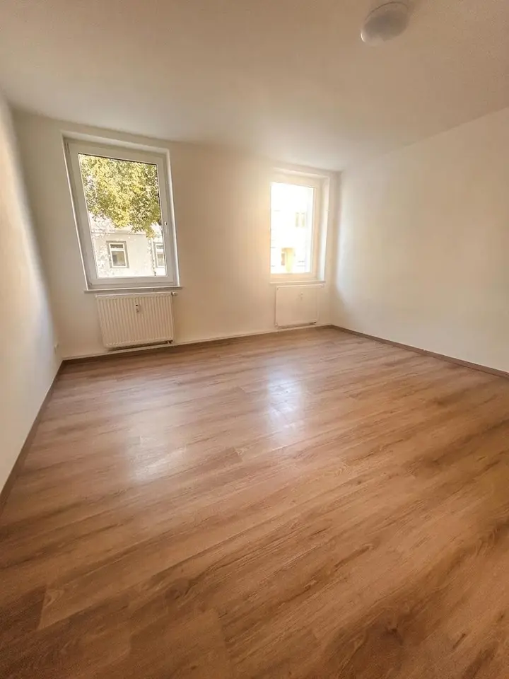 4 Zimmer Wohnung mit 88 m² in Dessau-Roßlau – Bild 2