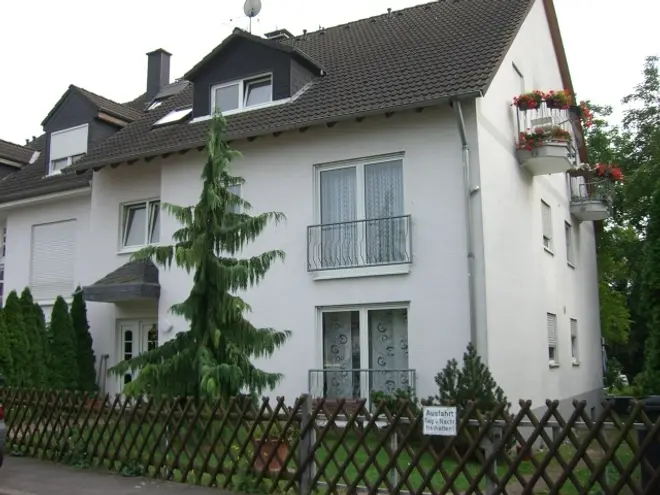 4 Zimmer Wohnung mit 95 m² in Wiesbaden – Bild 1