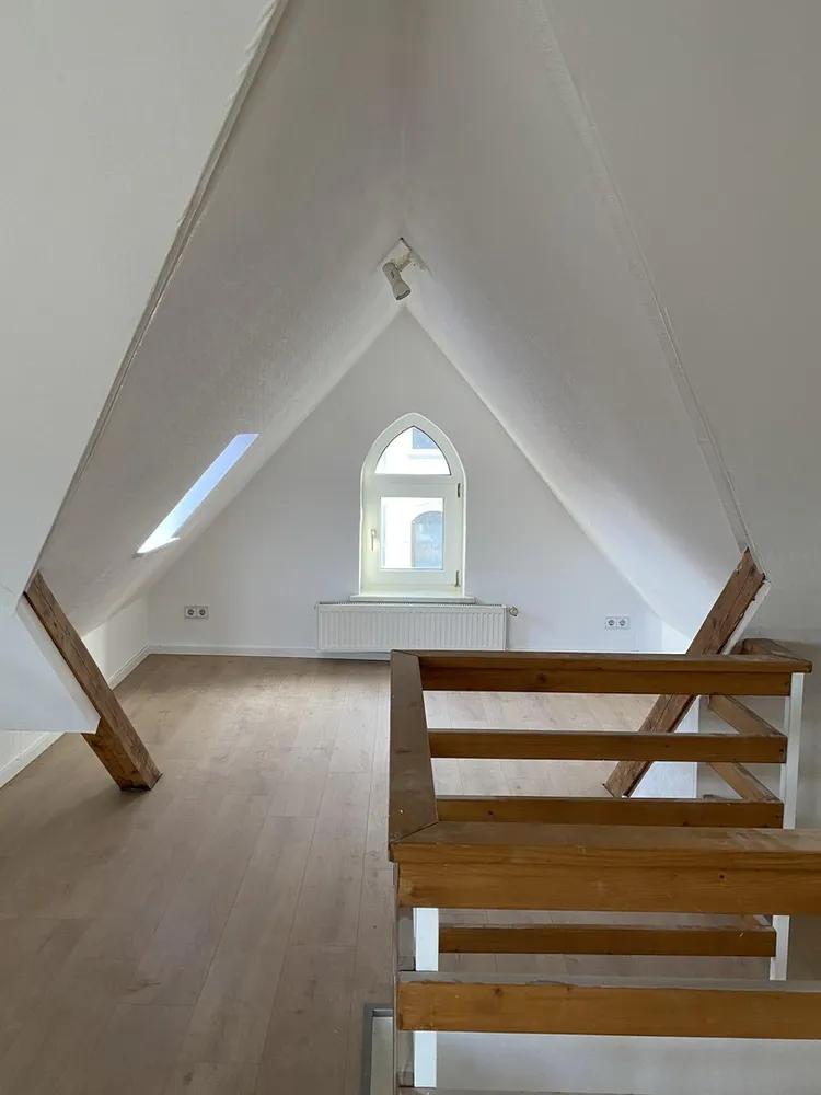 4 Zimmer Wohnung mit 104 m² in Hildesheim – Bild 2