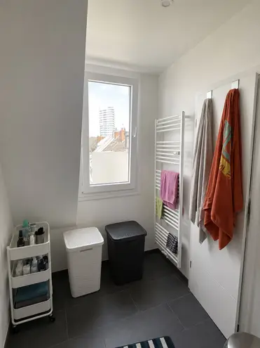 2 Zimmer Wohnung mit 75 m² in Düsseldorf – Bild 11