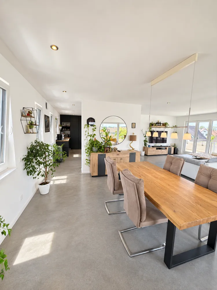 4 Zimmer Wohnung mit 167 m² in Ingolstadt – Bild 1