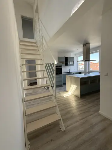 3 Zimmer Wohnung mit 121 m² in Hannover – Bild 2
