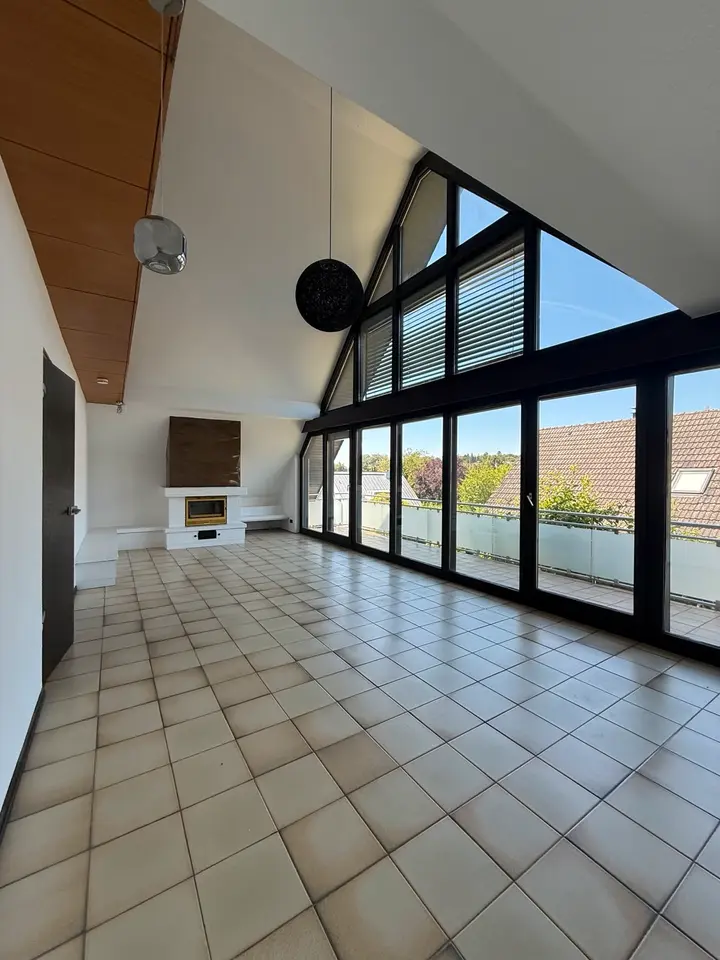 5 Zimmer Wohnung mit 136 m² in Oberursel – Bild 1
