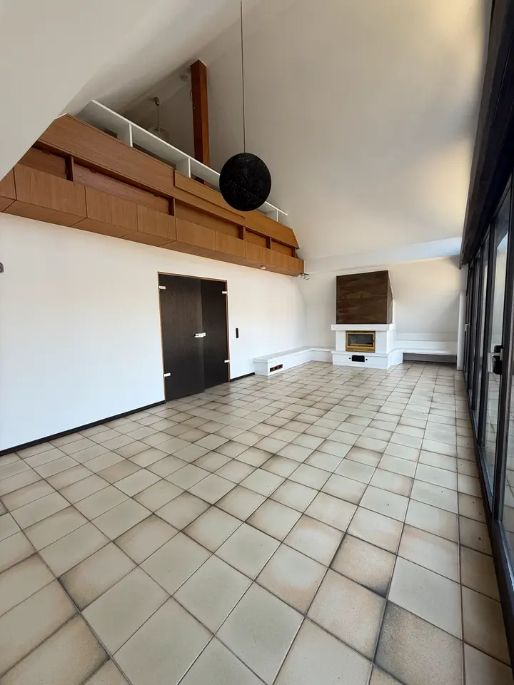 5 Zimmer Wohnung mit 136 m² in Oberursel – Bild 2