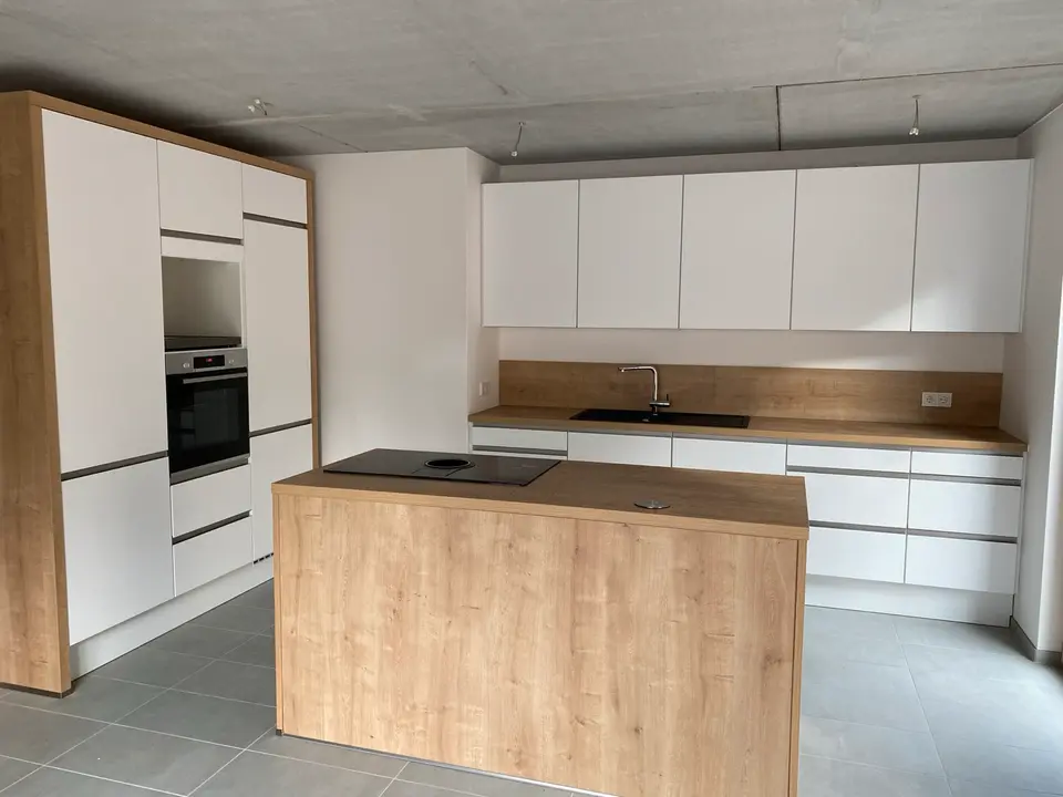 4 Zimmer Wohnung mit 111 m² in Saarbrücken – Bild 3