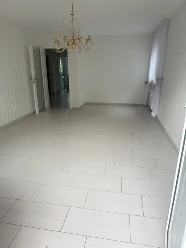 3 Zimmer Wohnung mit 82 m² in Mülheim an der Ruhr – Bild 2