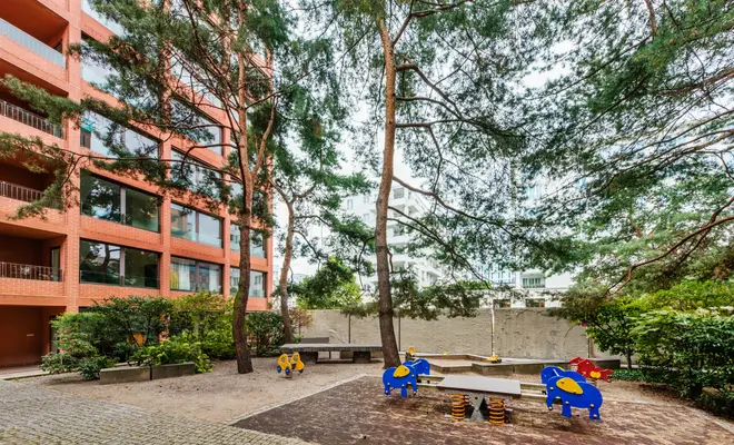5 Zimmer Wohnung mit 216 m² in Berlin – Bild 3