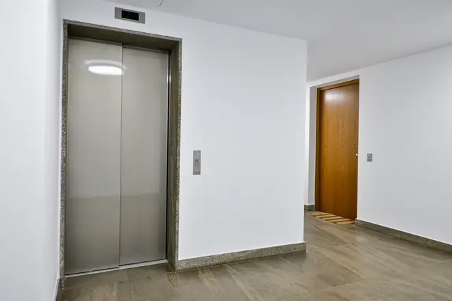 5 Zimmer Wohnung mit 216 m² in Berlin – Bild 6