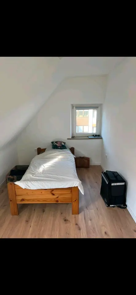 WG-Zimmer mit 11 m² in Nürnberg – Bild 1