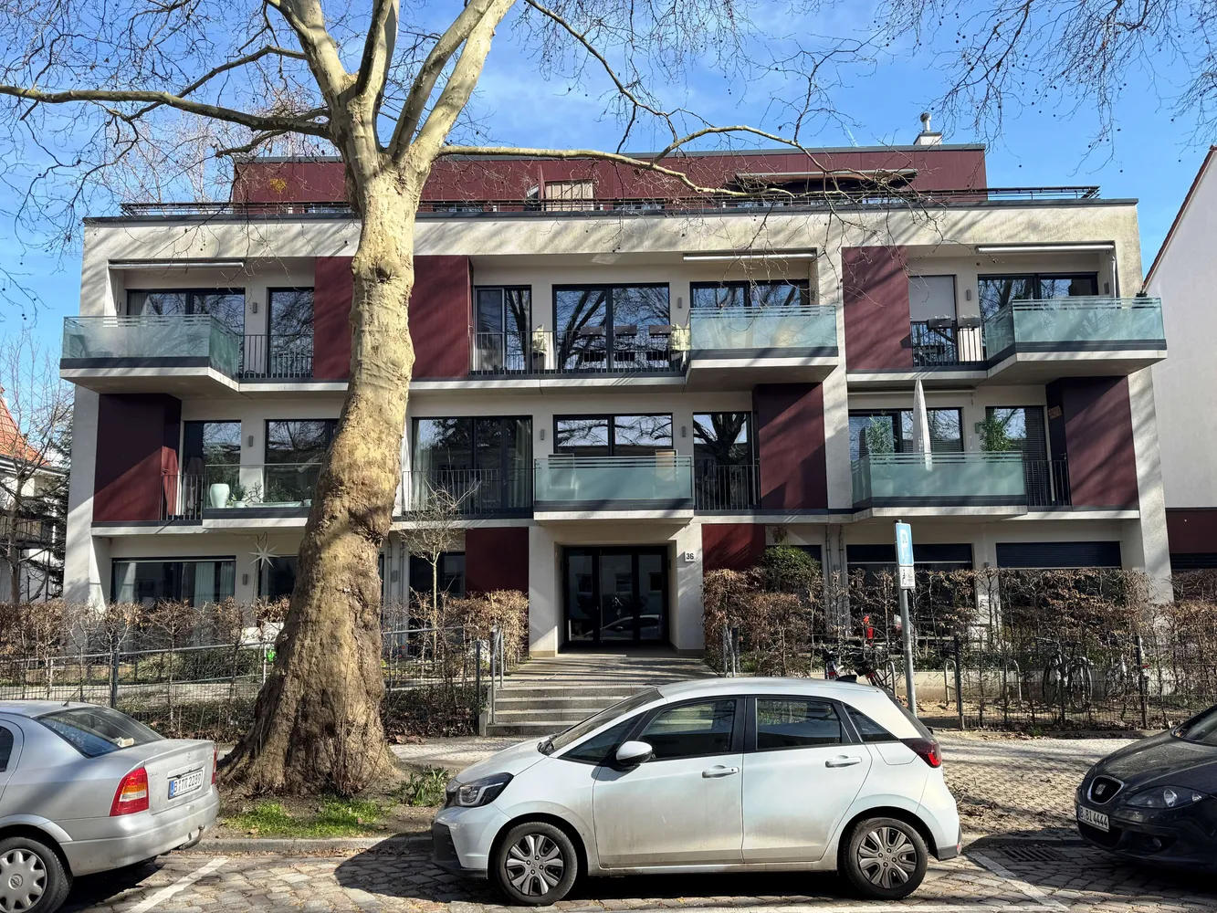 3 Zimmer Wohnung mit 97 m² in Berlin – Bild 2