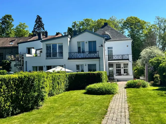 8 Zimmer Haus mit 300 m² in Düsseldorf – Bild 5