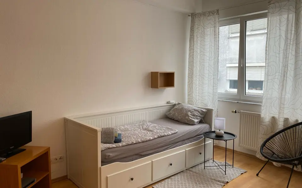 WG-Zimmer mit 30 m² in Stuttgart – Bild 1
