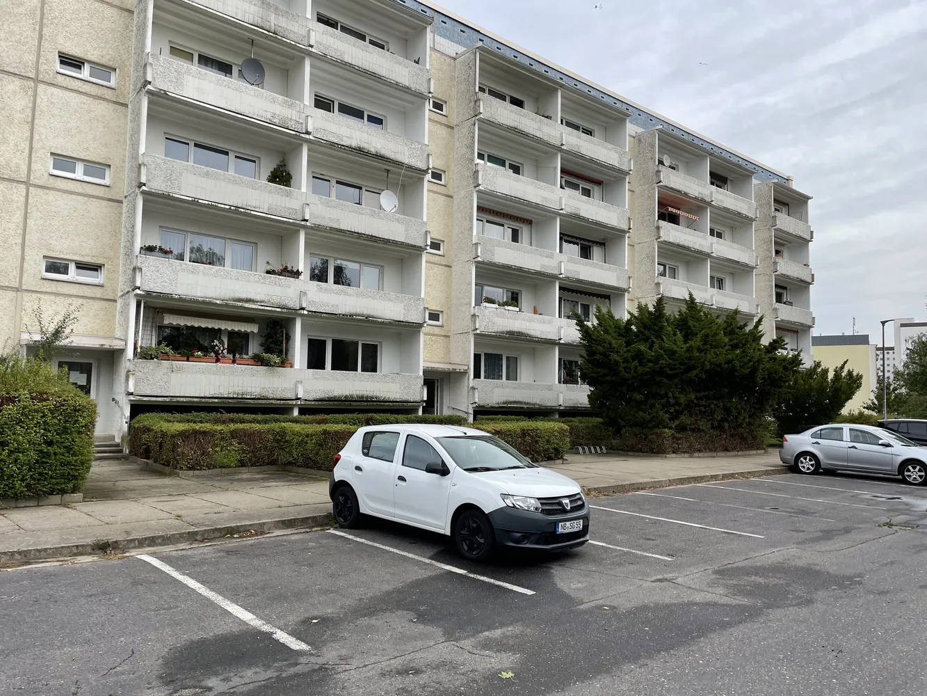 3 Zimmer Wohnung mit 63 m² in Neubrandenburg – Bild 2