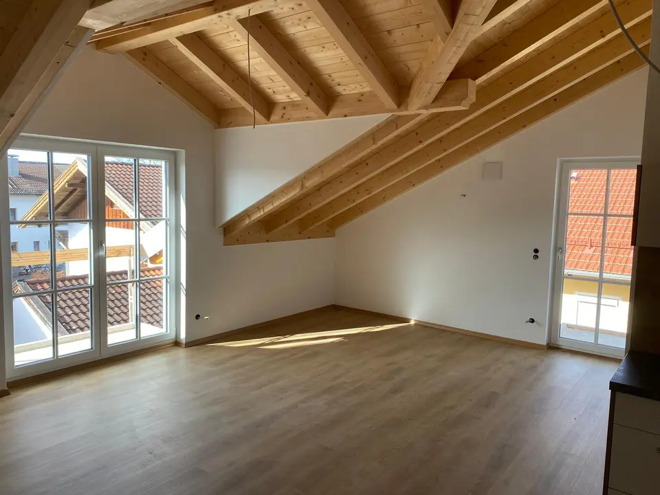 2 Zimmer Wohnung mit 70 m² in Rosenheim – Bild 2