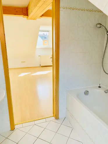 2 Zimmer Wohnung mit 70 m² in Nürnberg – Bild 3
