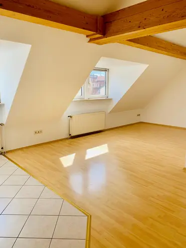 2 Zimmer Wohnung mit 70 m² in Nürnberg – Bild 7