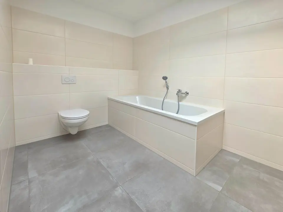 2 Zimmer Wohnung mit 97 m² in Cottbus – Bild 4