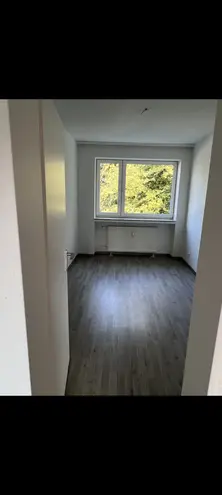 4 Zimmer Wohnung mit 93 m² in Hannover – Bild 2