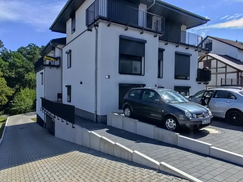 3 Zimmer Wohnung mit 93 m² in Marburg – Bild 2