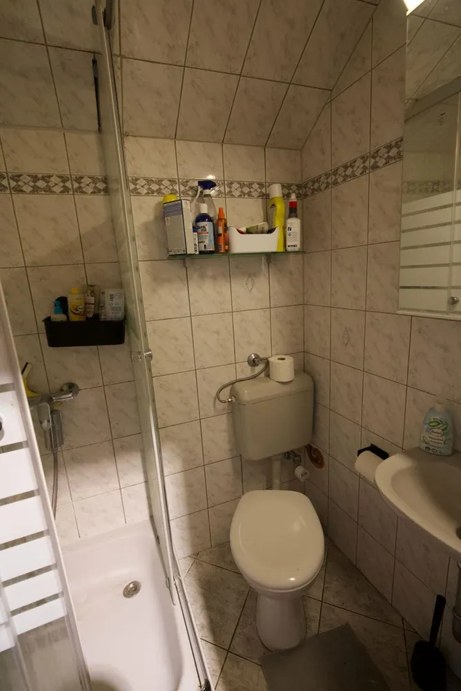 4 Zimmer Wohnung mit 99 m² in Karlsruhe – Bild 2