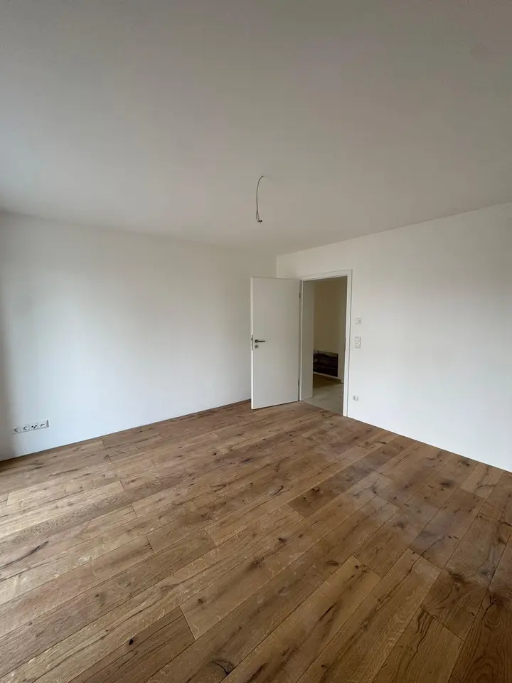 4 Zimmer Wohnung mit 128 m² in Landshut – Bild 2