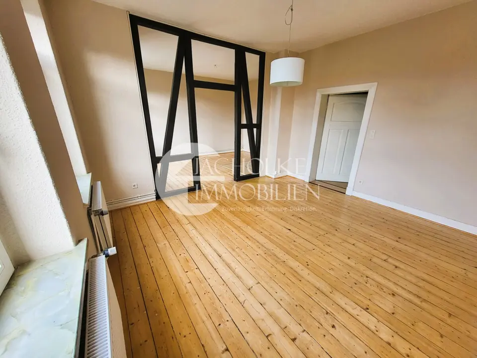 7 Zimmer Wohnung mit 160 m² in Uelzen – Bild 2