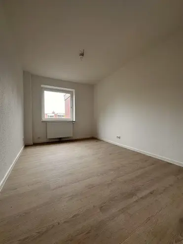 4 Zimmer Wohnung mit 77 m² in Oldenburg – Bild 2