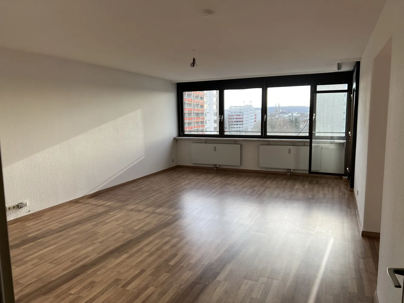 4 Zimmer Wohnung mit 123 m² in Bonn – Bild 1