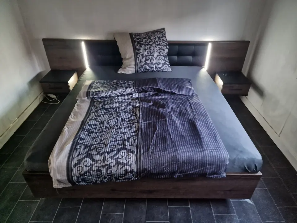 WG-Zimmer mit 150 m² in Monheim am Rhein – Bild 4