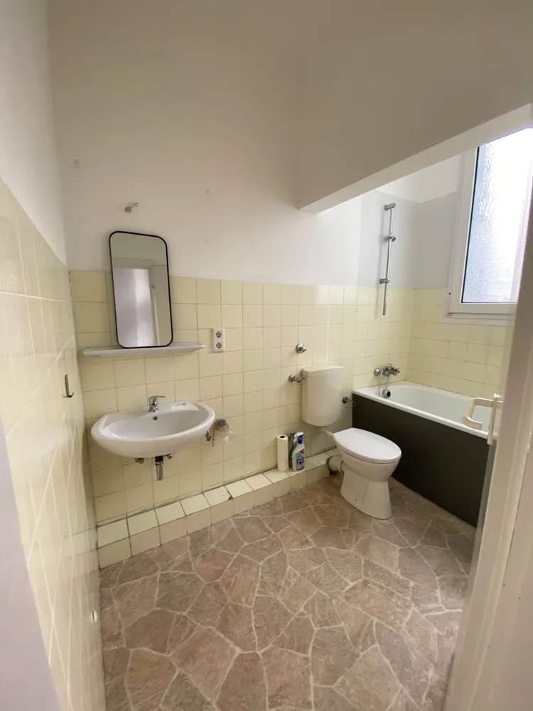 2 Zimmer Wohnung mit 55 m² in Krefeld – Bild 2
