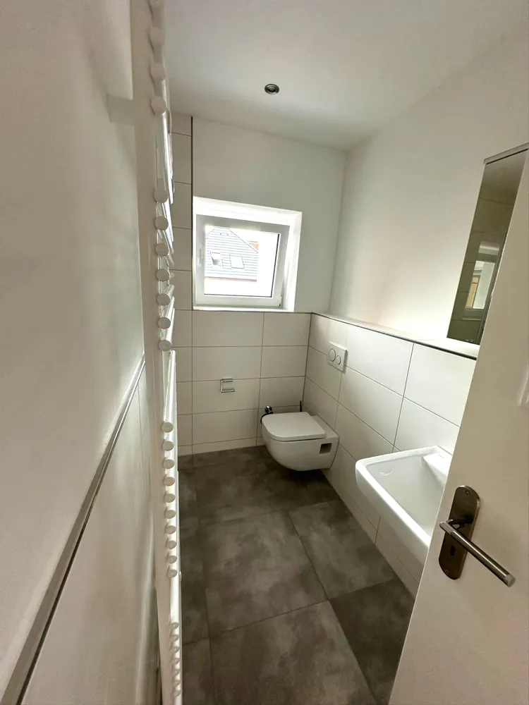 4 Zimmer Wohnung mit 130 m² in Homburg – Bild 6