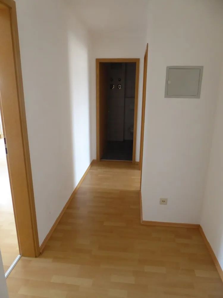 2 Zimmer Wohnung mit 44 m² in Ingolstadt – Bild 2
