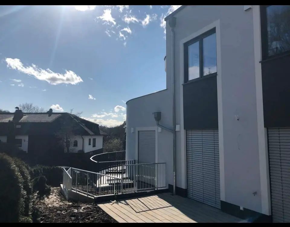 2 Zimmer Wohnung mit 82 m² in Marburg – Bild 2