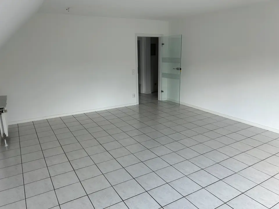 3 Zimmer Wohnung mit 110 m² in Mönchengladbach – Bild 1